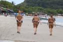 Com policiamento comunitário e ciclopatrulhamento, PM protege turistas e nativos da Ilha do Mel