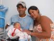 Hospital de Guaratuba - Edinéia e Celso das Neves, com o filho Murilo, nascido no hospital de Guaratuba.Guaratuba, 10-01-2012Foto: Arnaldo Alves / AENotícias.