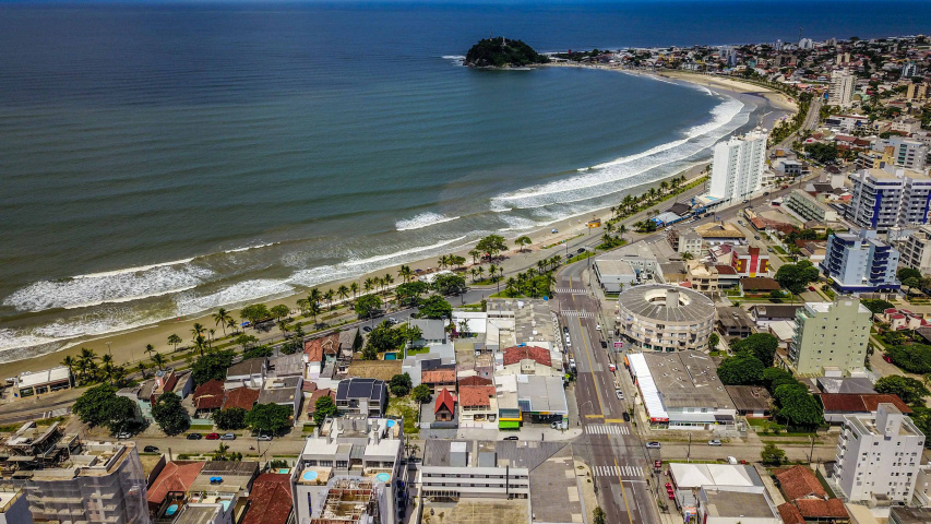 praia-guaratuba